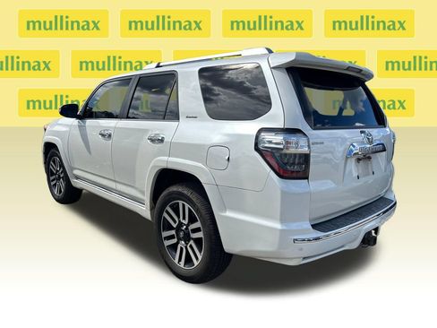 Used 2016 Toyota 4Runner Limited RWD image 3