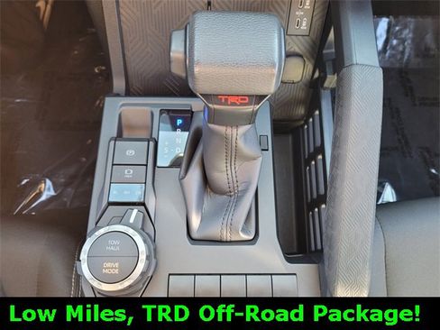 Used 2024 Toyota Tacoma TRD Sport image 24