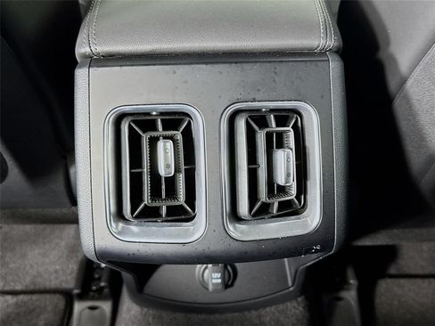 Certified 2025 Kia Sorento EX FWD image 25