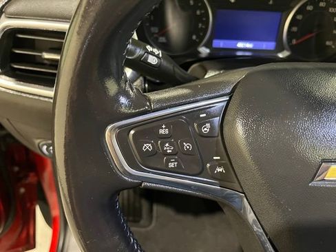 Used 2022 Chevrolet Equinox LT image 25