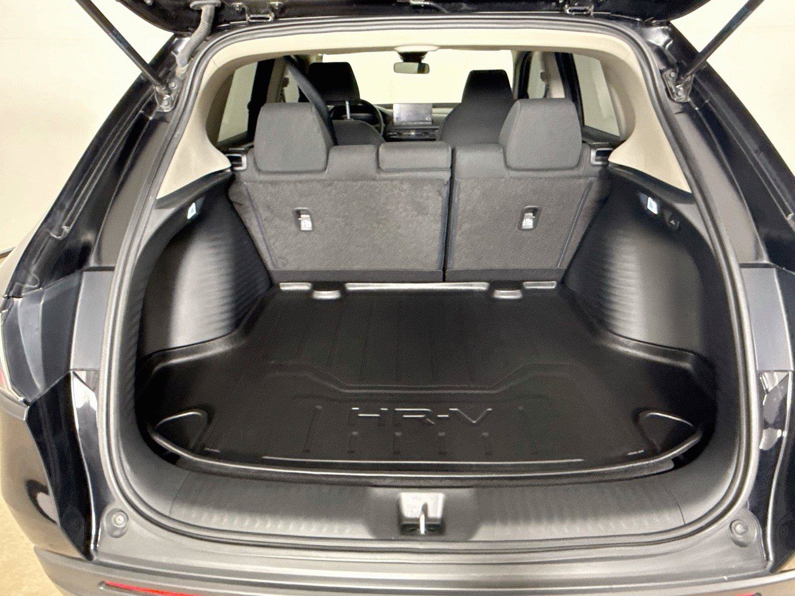 Used 2023 Honda HR-V LX image 24