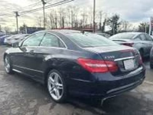 Used 2012 Mercedes-Benz E 550 Coupe w/ Driver Assistance Pkg image 7