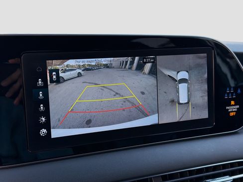 Used 2022 Hyundai Palisade Calligraphy image 14