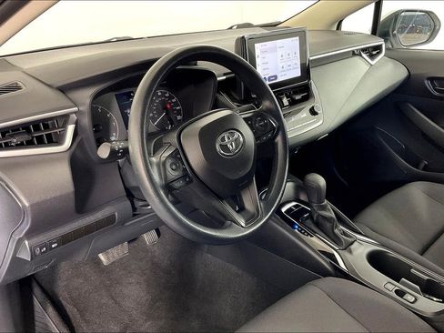 Used 2024 Toyota Corolla LE image 17