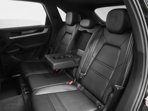 New 2026 Porsche Cayenne S AWD/4WD image 46