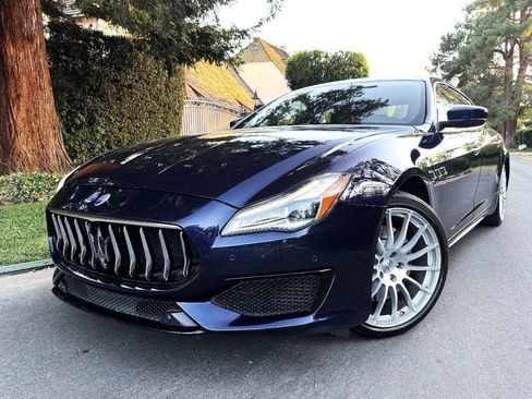 Used 2018 Maserati Quattroporte S GranSport RWD image 2