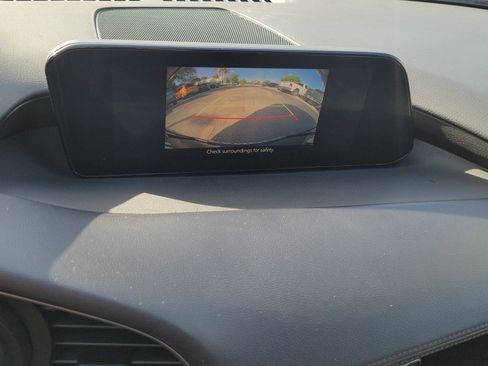 Used 2024 MAZDA MAZDA3 s FWD image 25