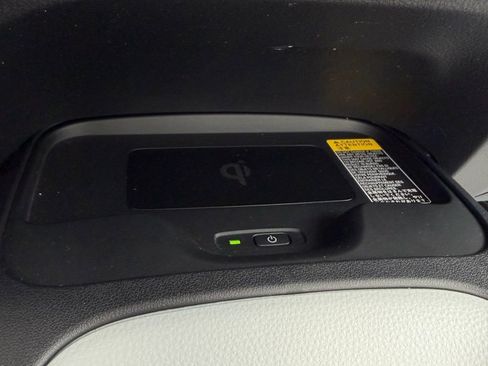 Certified 2024 Toyota Corolla SE w/ SE Premium Package image 19