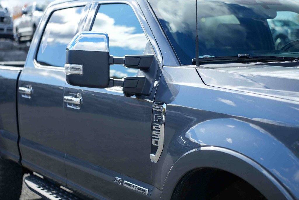Used 2022 Ford F250 Platinum w/ Tremor Off-Road Package AWD/4WD image 9