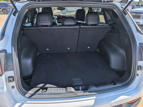 Used 2025 Jeep Compass Limited image 28