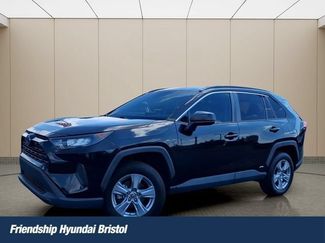 Used 2022 Toyota RAV4 LE AWD/4WD video 1