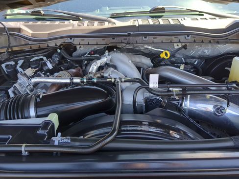 Used 2021 Ford F250 Platinum w/ FX4 Off-Road Package image 30