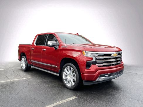 Used 2022 Chevrolet Silverado 1500 High Country w/ High Country Premium Package image 2