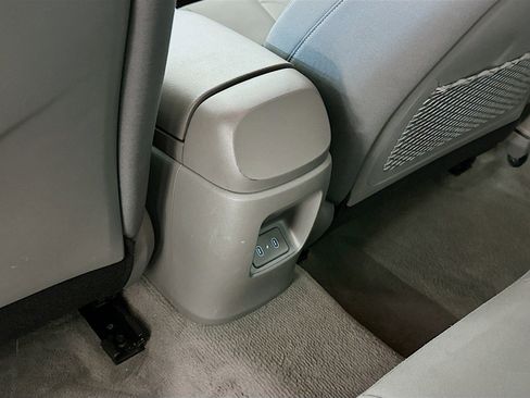 Used 2025 Hyundai Elantra SEL image 29