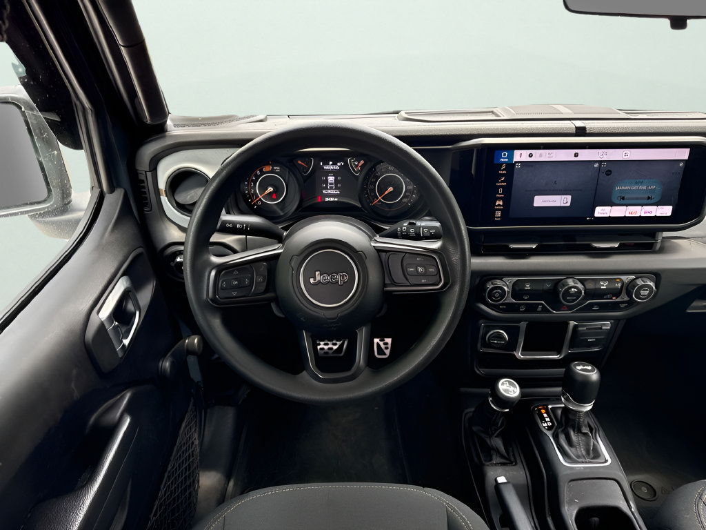 Used 2024 Jeep Wrangler Unlimited Sport AWD/4WD image 16
