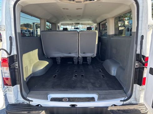 Used 2016 Nissan NV 3500 S image 22