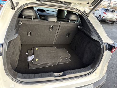 Used 2023 MAZDA CX-30 AWD 2.5 S w/ Premium Package image 24