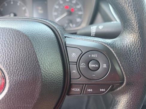 Used 2024 Toyota Corolla LE FWD image 16