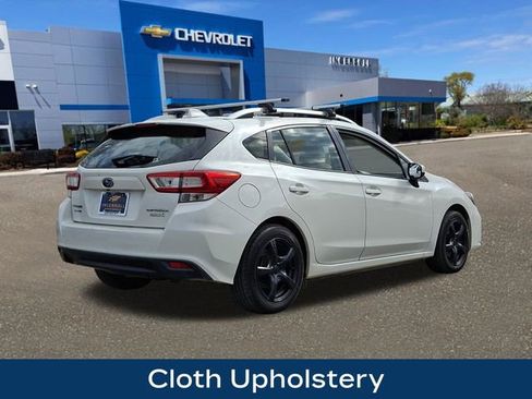 Used 2017 Subaru Impreza 2.0i Premium image 24