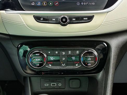 Used 2020 Buick Encore GX Essence w/ Advanced Technology Package AWD/4WD image 24