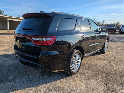 Used 2024 Dodge Durango GT image 4
