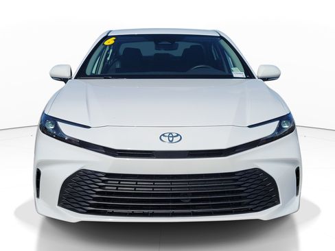 Used 2026 Toyota Camry LE FWD image 2