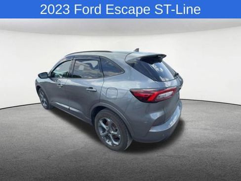 Used 2023 Ford Escape ST-Line w/ Tech Pack #1 AWD/4WD image 7