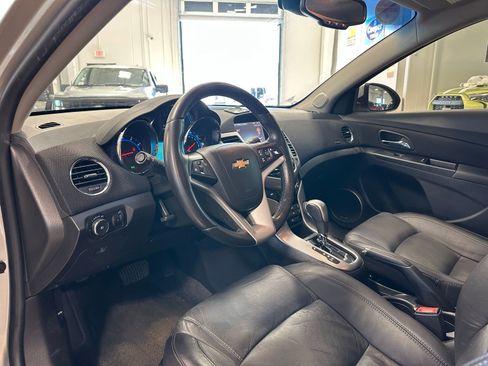 Used 2015 Chevrolet Cruze LTZ w/ Sun, Sound and Sport Package image 15