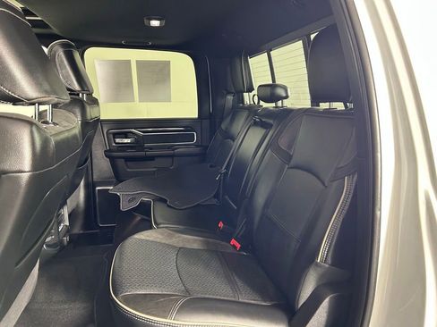 Used 2022 RAM 2500 Laramie AWD/4WD image 17