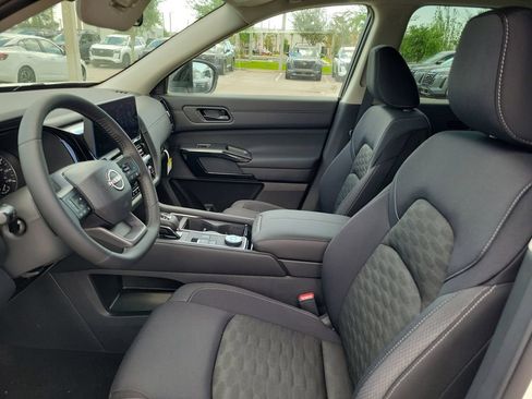 New 2026 Nissan Pathfinder SV AWD/4WD image 8