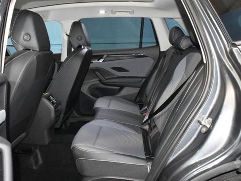 New 2026 Volkswagen Tiguan SE AWD/4WD image 16