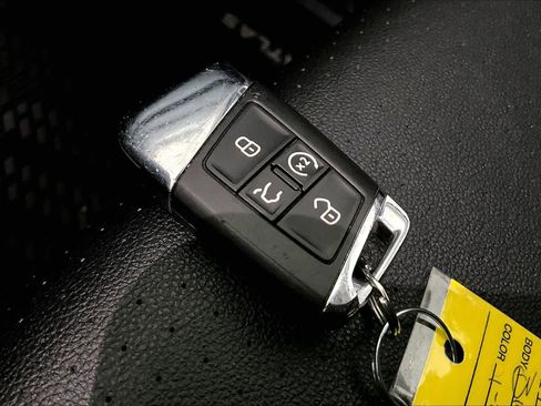 Used 2022 Volkswagen Atlas SE image 14