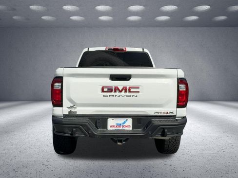 Used 2024 GMC Canyon AT4X w/ AT4X AEV Edition AWD/4WD image 3