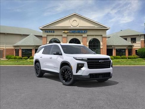 New 2026 Chevrolet Traverse LT FWD image 2
