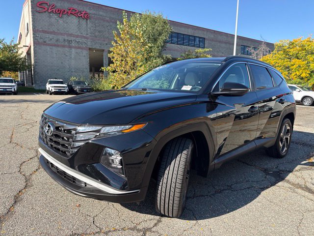 Used 2024 Hyundai Tucson SEL w/ Convenience Package AWD/4WD image 3