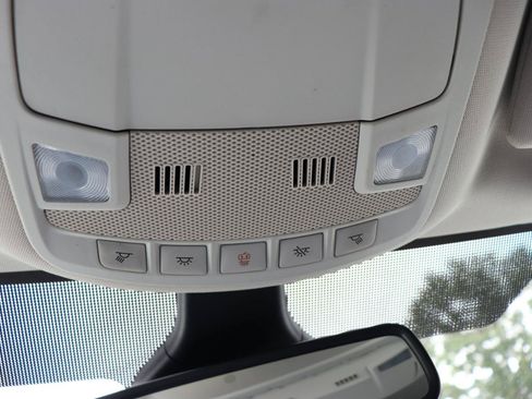Used 2023 Ford Edge SEL AWD/4WD image 44