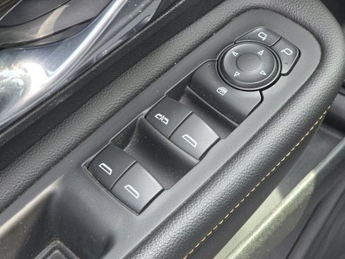 Used 2018 GMC Terrain SLT w/ Preferred Package FWD image 27