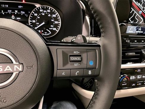 New 2025 Nissan Pathfinder SL image 22