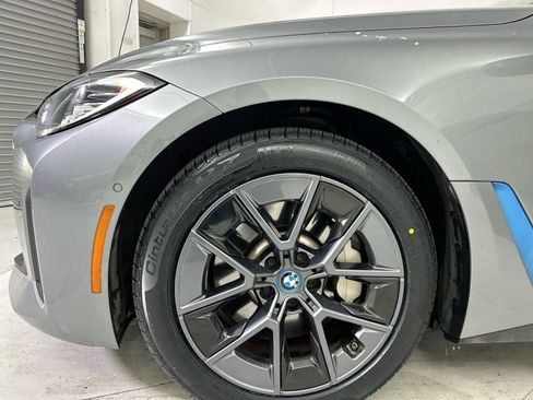 Used 2023 BMW i4 eDrive40 image 19