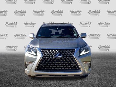 Used 2023 Lexus GX 460 Premium image 3
