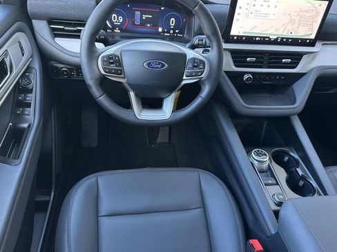 New 2026 Ford Explorer Active w/ Active Comfort Package image 29