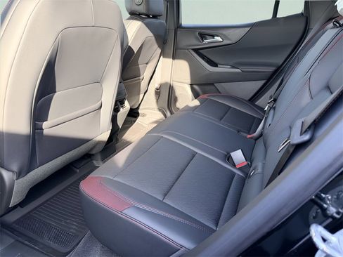 New 2026 Chevrolet Equinox RS w/ LPO, Floor Liner Package image 28
