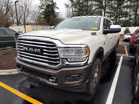 Used 2022 RAM 3500 Limited image 7