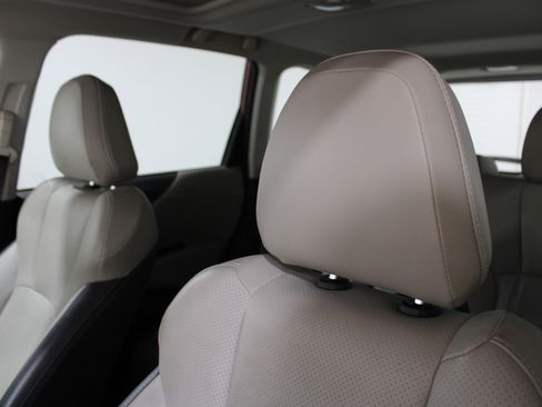 Used 2019 Subaru Forester Limited w/ Popular Package #3 image 5