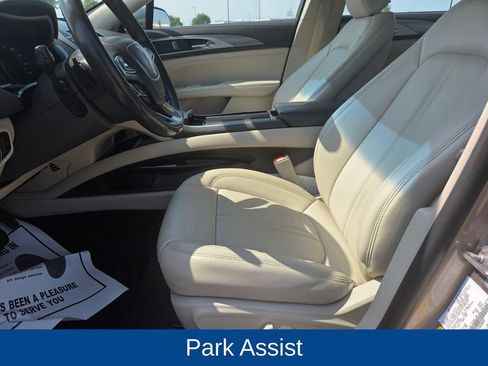 Used 2020 Lincoln MKZ AWD w/ Convenience Package image 16