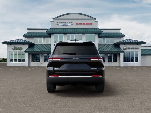 Used 2026 Jeep Grand Cherokee Laredo X AWD/4WD image 7