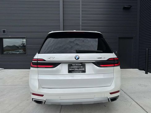 Used 2023 BMW X7 xDrive40i w/ Premium Package image 12