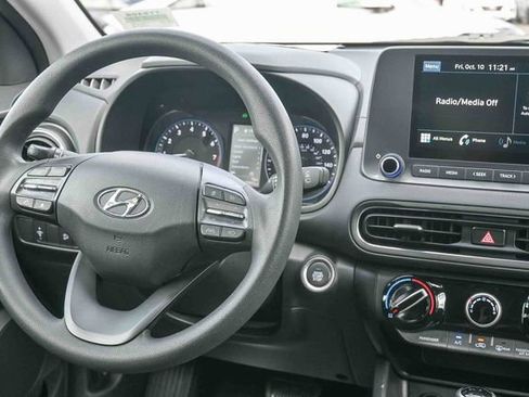 Used 2023 Hyundai Kona SEL image 17