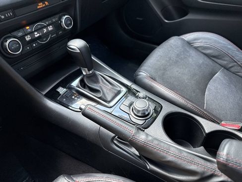 Used 2014 MAZDA MAZDA3 s Grand Touring FWD image 22
