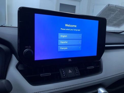 Used 2023 Toyota RAV4 Limited image 28